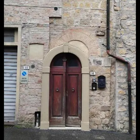 Casa Centro Storico * Volterra